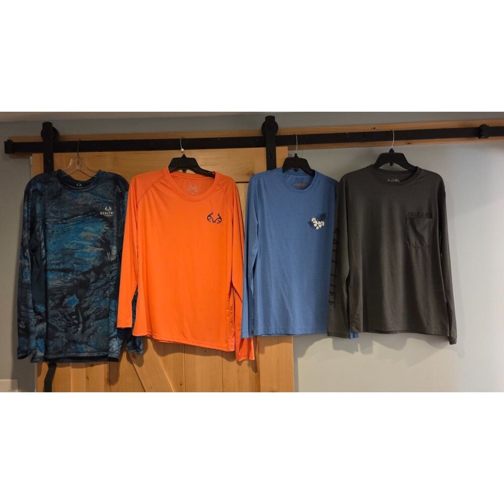 Lot of 4 Fishing Shirts Size S M & XL Realtree Salt Life Long Sleeve Graphics